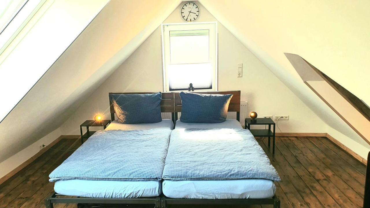 Frankes City Sleep Apartment, 6 Einzelbetten 벨베르트 외부 사진