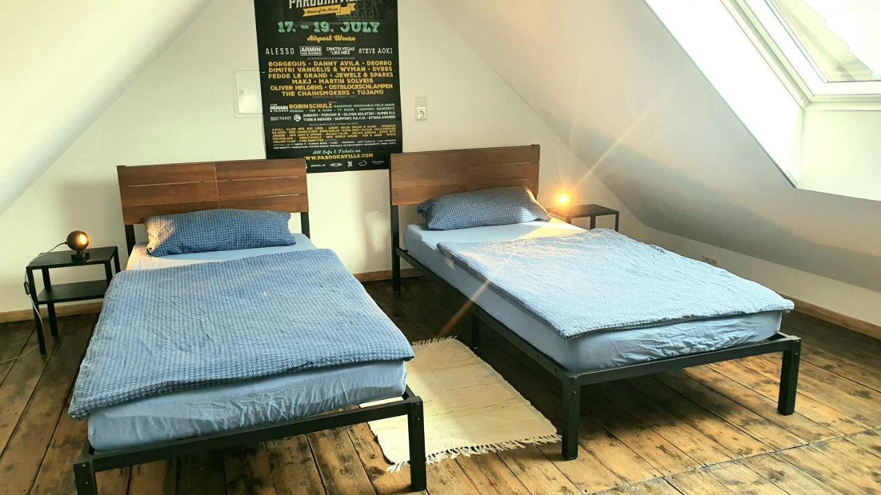 Frankes City Sleep Apartment, 6 Einzelbetten 벨베르트 외부 사진