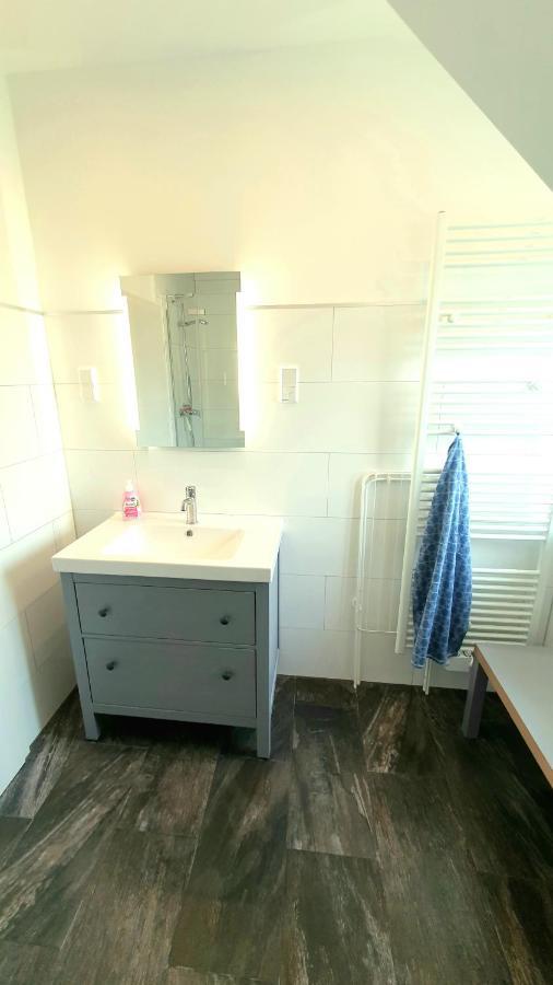 Frankes City Sleep Apartment, 6 Einzelbetten 벨베르트 외부 사진