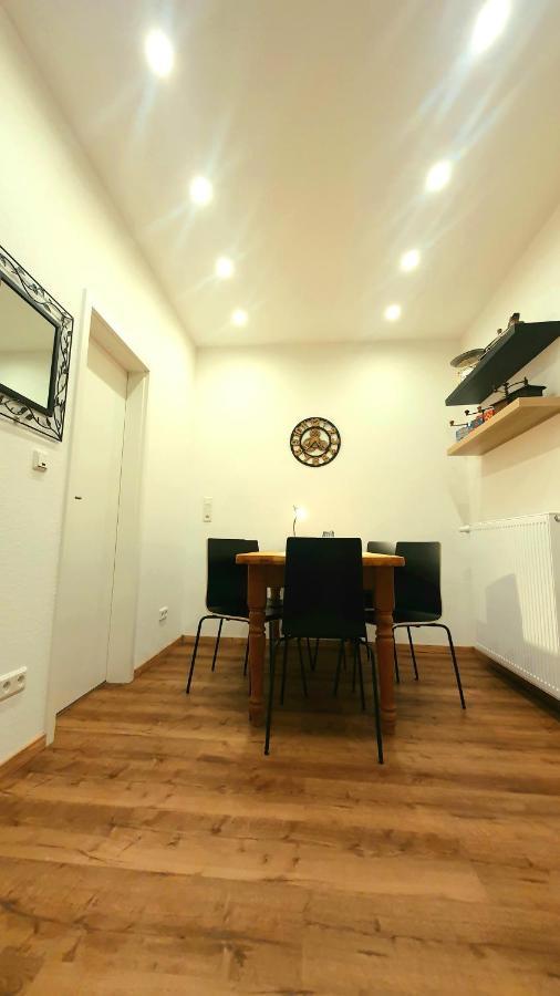 Frankes City Sleep Apartment, 6 Einzelbetten 벨베르트 외부 사진
